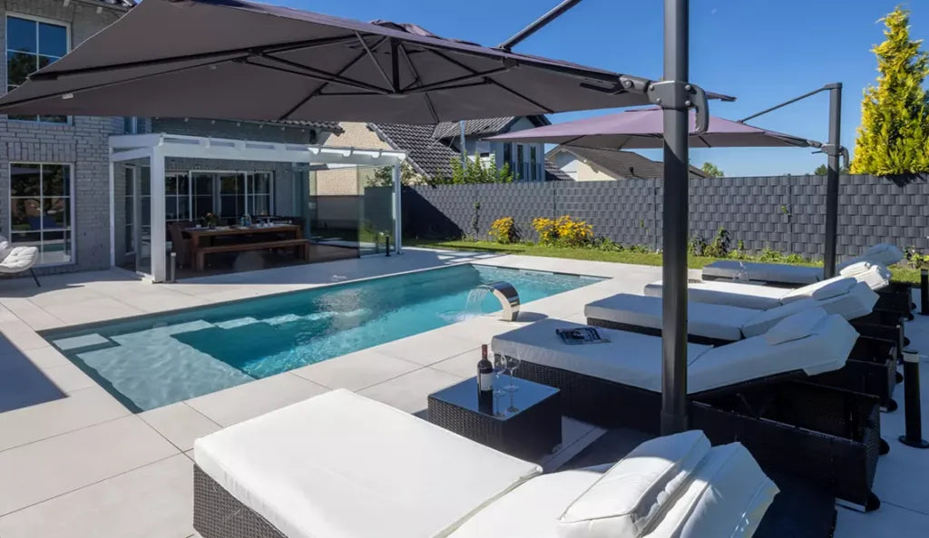 Leisurepools Precision High Waterline 3,2×5,1-8,1m, 1,5m tief